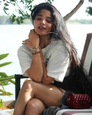 Sexy Divya Bharathi Hot Beachside Photoshoot Pictures 01