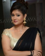 Shilpa Chakravarthy Sexy Black Saree Photos 25