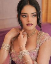 Superboys of Malegaon Actress Riddhi Kumar in a Rose Pink Floral Embroidered Silk Choli with a High Waisted Lehenga Skirt and Net Dupatta Photos 01