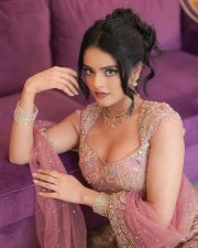 Superboys of Malegaon Actress Riddhi Kumar in a Rose Pink Floral Embroidered Silk Choli with a High Waisted Lehenga Skirt and Net Dupatta Photos 07