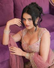 Superboys of Malegaon Actress Riddhi Kumar in a Rose Pink Floral Embroidered Silk Choli with a High Waisted Lehenga Skirt and Net Dupatta Photos 07