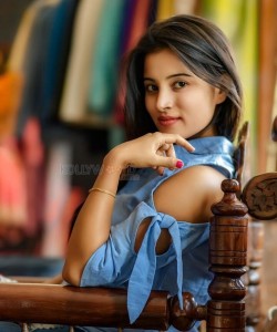 Tamil Actress Anusha Rai New Photoshoot Stills 11