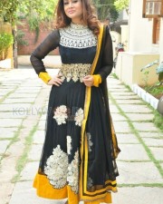 Telugu Actress Shilpa Chakravarthy New Stills 01