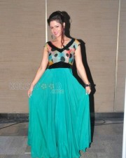 Telugu Actress Shilpa Chakravarthy Pictures 03