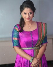 Telugu Anchor Shilpa Chakravarthy Photo Shoot Stills 15