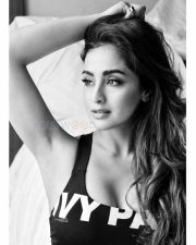 Thodi Beer Pila Actress Muskaan Sethi Photos 05