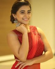Yamini Bhasker At Bhale Manchi Chowka Beram Audio Launch Photos 10