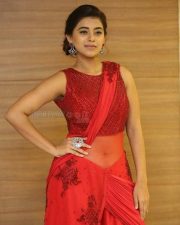 Yamini Bhasker At Bhale Manchi Chowka Beram Audio Launch Photos 11
