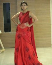 Yamini Bhasker At Bhale Manchi Chowka Beram Audio Launch Photos 22