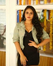 Actress Alisha Bose at SSD Movie Opening Photos 37