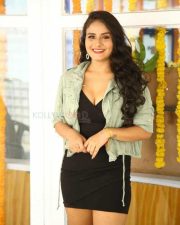 Actress Alisha Bose at SSD Movie Opening Photos 39