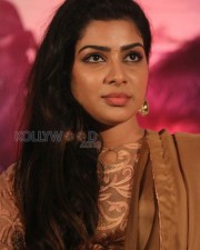 Actress Satna Titus Photos 06
