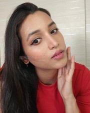 Actress Srinidhi Shetty in a Full Sleeve Red Crop Top Photos 02