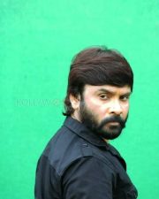 Breaking News Movie Shooting Pictures 24