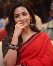 Heroine Srinidhi Shetty at HIT 3 Success Meet Pictures 18