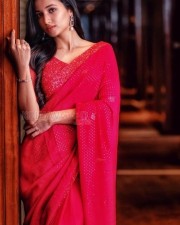 KGF Actress Srinidhi Shetty in a Pink Saree Photos 02