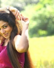 Pichaikkaran Movie Heroine Satna Titus Stills 01