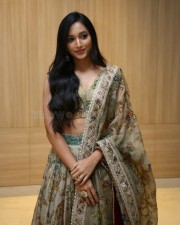 Srinidhi Shetty at KGF Chapter 2 Press Meet Pictures 04