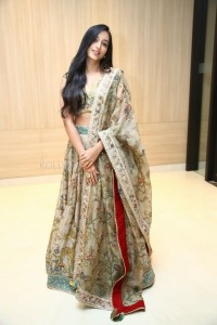 Srinidhi Shetty at KGF Chapter 2 Press Meet Pictures 06