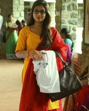 Vaayai Moodi Pesavum Nazriya Nazim Photos 06