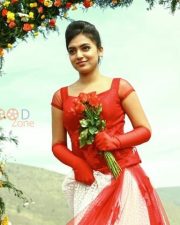 Vaayai Moodi Pesavum Nazriya Nazim Photos 12