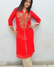 Actress Geethanjali New Pictures 08