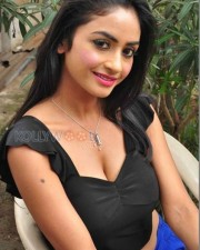 Actress Pooja Sri Spicy Photos 01