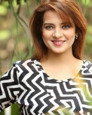 Actress Saloni Aswani Photos 27