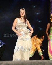 Actress Saloni At Gama Awards 2014 Photos 12
