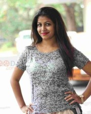 Geetanjali At Ninne Choosthu Unna Song Launch Photos 06