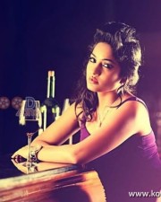 Madhavi Latha Hot Pics 21