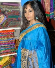 Madhavi Latha Saree Photos 06