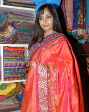 Madhavi Latha Saree Photos 07
