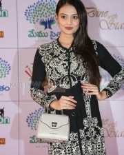 Nikitha Narayan At Memu Saitham Dinner With Stars Red Carpet Photos 05