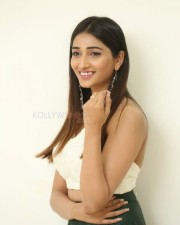 Priya Vadlamani At Shubhalekha Lu Pre Release Event Pictures 21