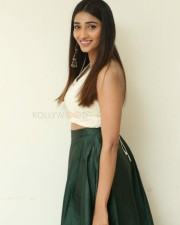 Priya Vadlamani At Shubhalekha Lu Pre Release Event Pictures 23