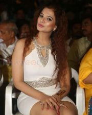 Sexy Actress Saloni New Pictures 62