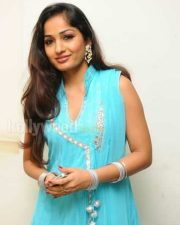 Telugu Actress Madhavi Latha Pictures 04