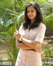 Telugu Actress Nandhitha Pictures 04
