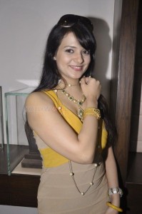 Telugu Actress Saloni Sexy Photos 24