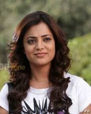 Tollywood Actress Nisha Agarwal Pictures 02