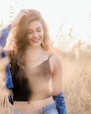 Actress Actress Anisha Ambrose Photoshoot Pictures 04