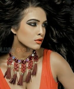 Actress Neha Malik Hot Photos 01