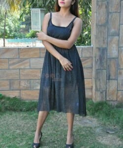 Actress Pragya Nayan Photos 16