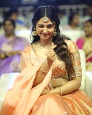 Actress Ritika Nayak at Mirai Pre release Event Photos 01