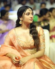 Actress Ritika Nayak at Mirai Pre release Event Photos 04