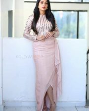 Actress Sonal Monteiro at Banaras Movie Interview Photoshoot Pictures 10