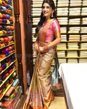 Actress Sreeleela at Grand Opening of CMR Family Mall in Kukatpally Stills 08