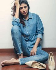 Bhairava Geetha Actress Irra Mor Photoshoot Stills 02