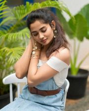 Elegant Teju Ashwini Photoshoot Pictures 04